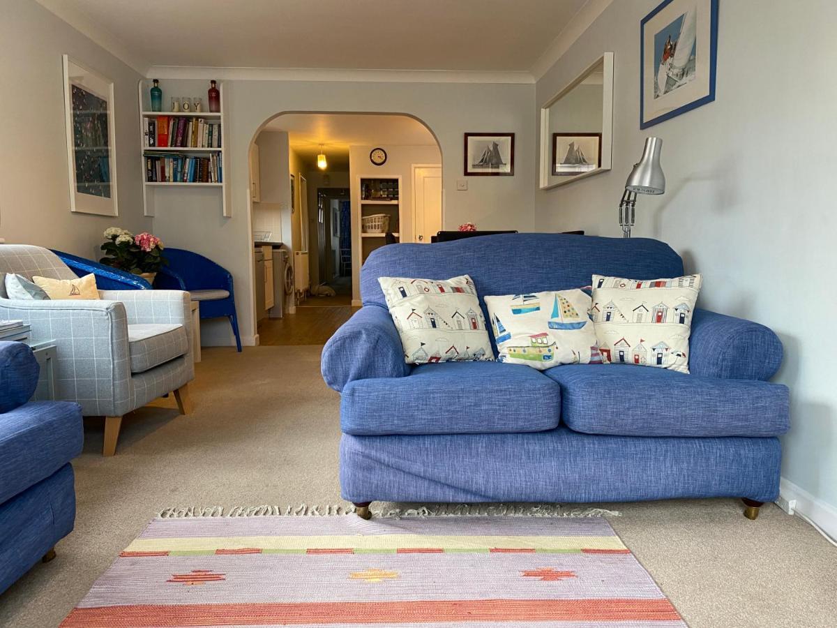 Trafalgar, Lovely Ground Floor Flat With Outside Patio Garden, Minutes Walk To Seafront Сивью Экстерьер фото